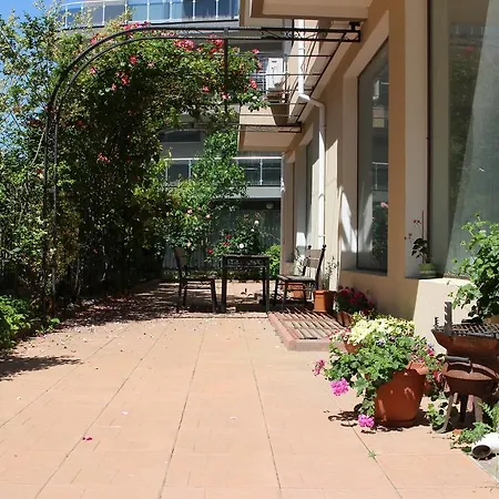 Flowers Guest house *