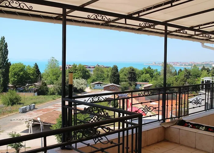 Flowers Maison d'hôtes